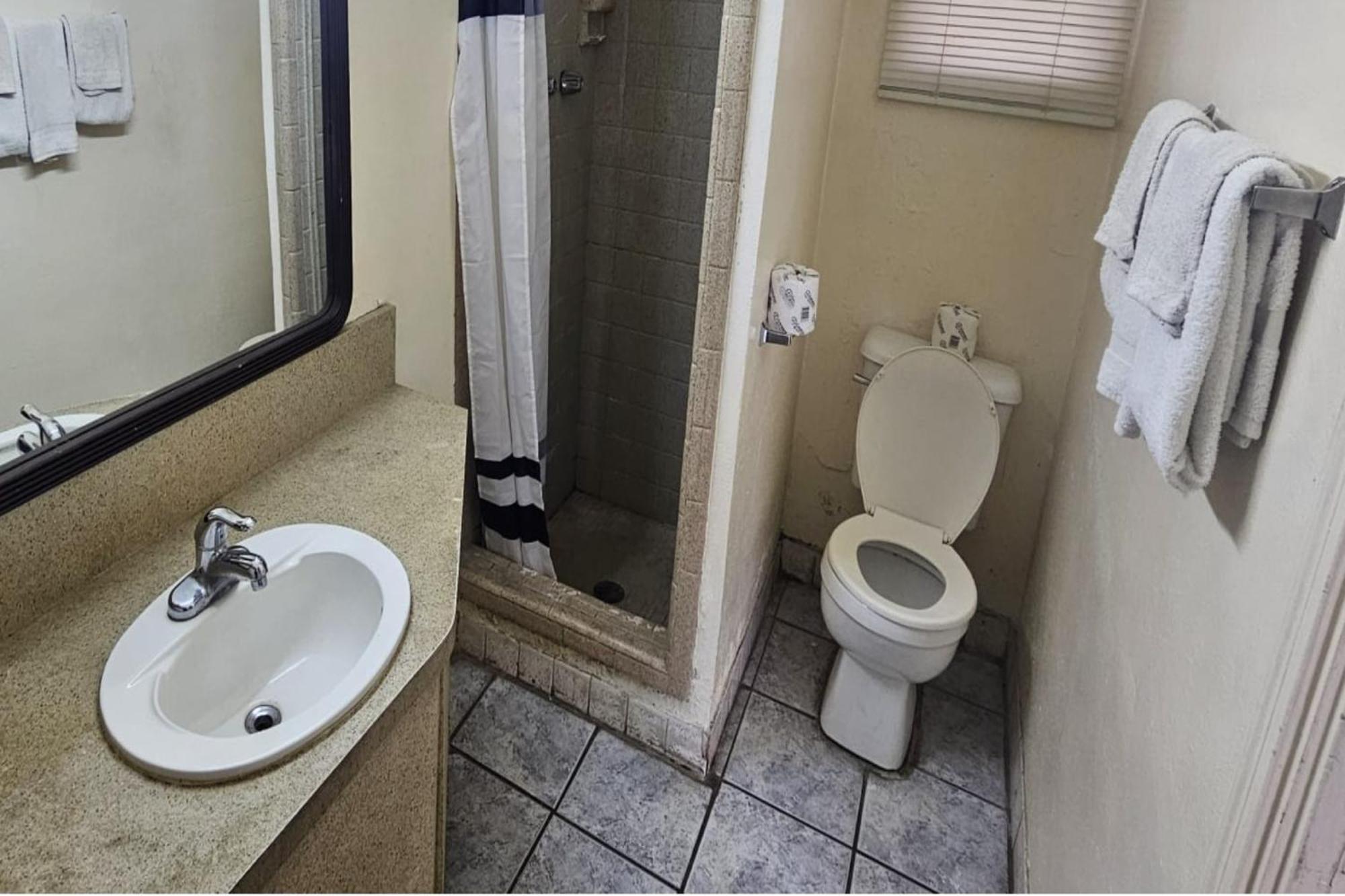 Gulfway Motel By Oyo Near Airport I 37 Corpus Christi Bagian luar foto